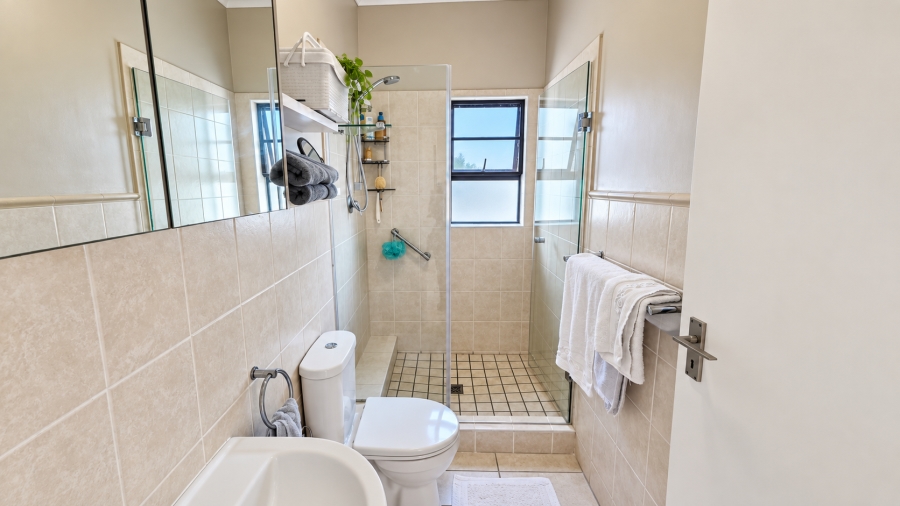 3 Bedroom Property for Sale in Plattekloof Western Cape